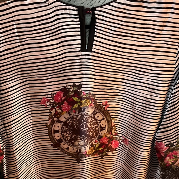 Silk colorful brand new top(kurta) - Picture 4 of 5